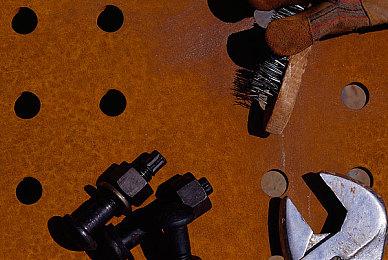 《蜘蛛侠：迈尔斯》PC版与PS5早期画面对比